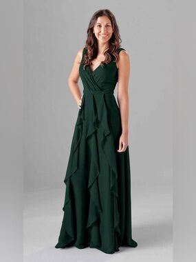 Kennedy Blue Everly Elegant Dark Green Ruffled V-Neck Bridesmaid/Formal Dress